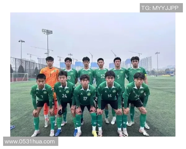 西安足球队逆袭之旅：从默默无闻到杯赛传奇的奋斗历程